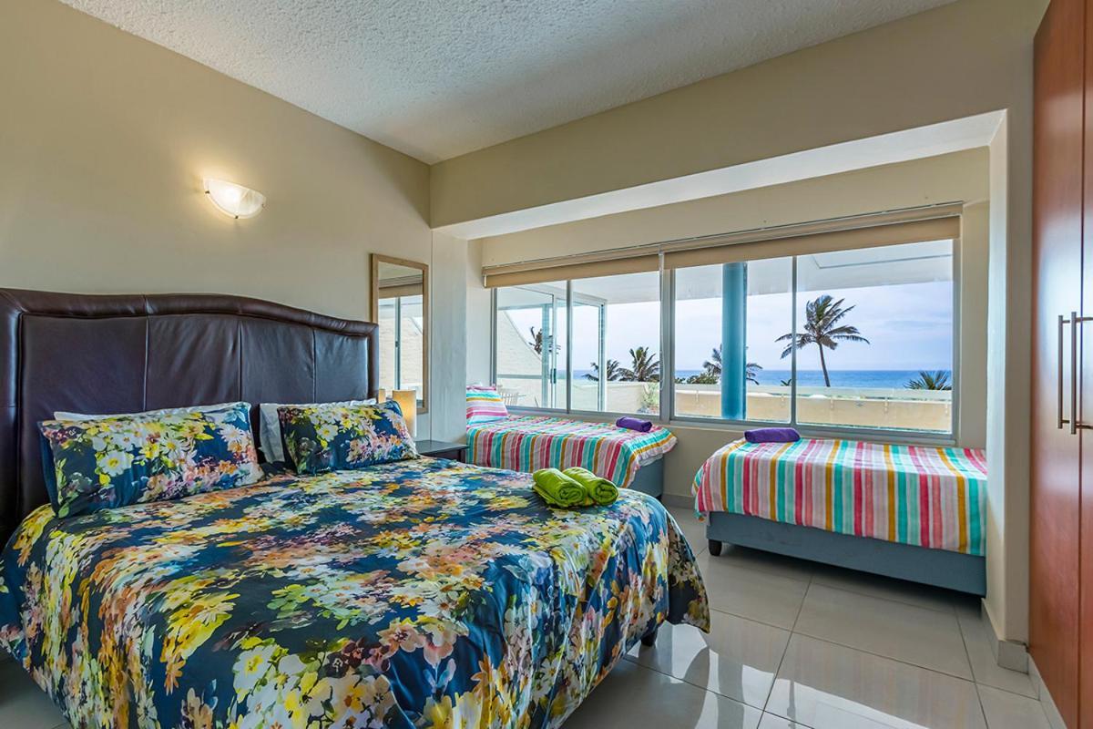 17 Stella Maris Seaside @ Van'S Amanzimtoti Buitenkant foto