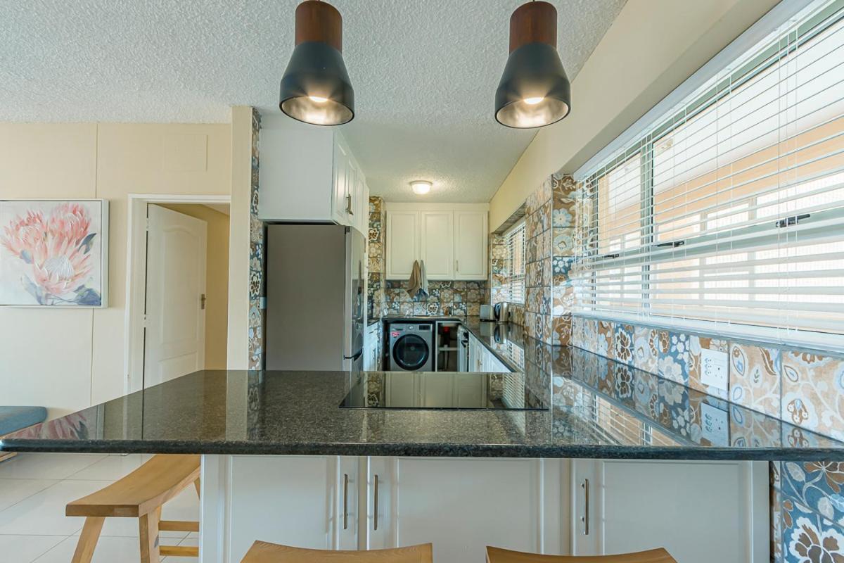 17 Stella Maris Seaside @ Van'S Amanzimtoti Buitenkant foto