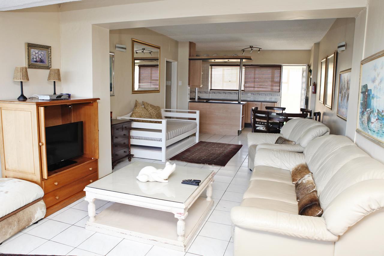 17 Stella Maris Seaside @ Van'S Amanzimtoti Buitenkant foto